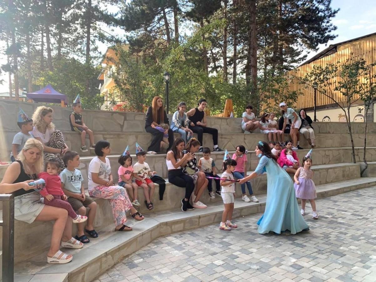 Hotel Сурами Экстерьер фото